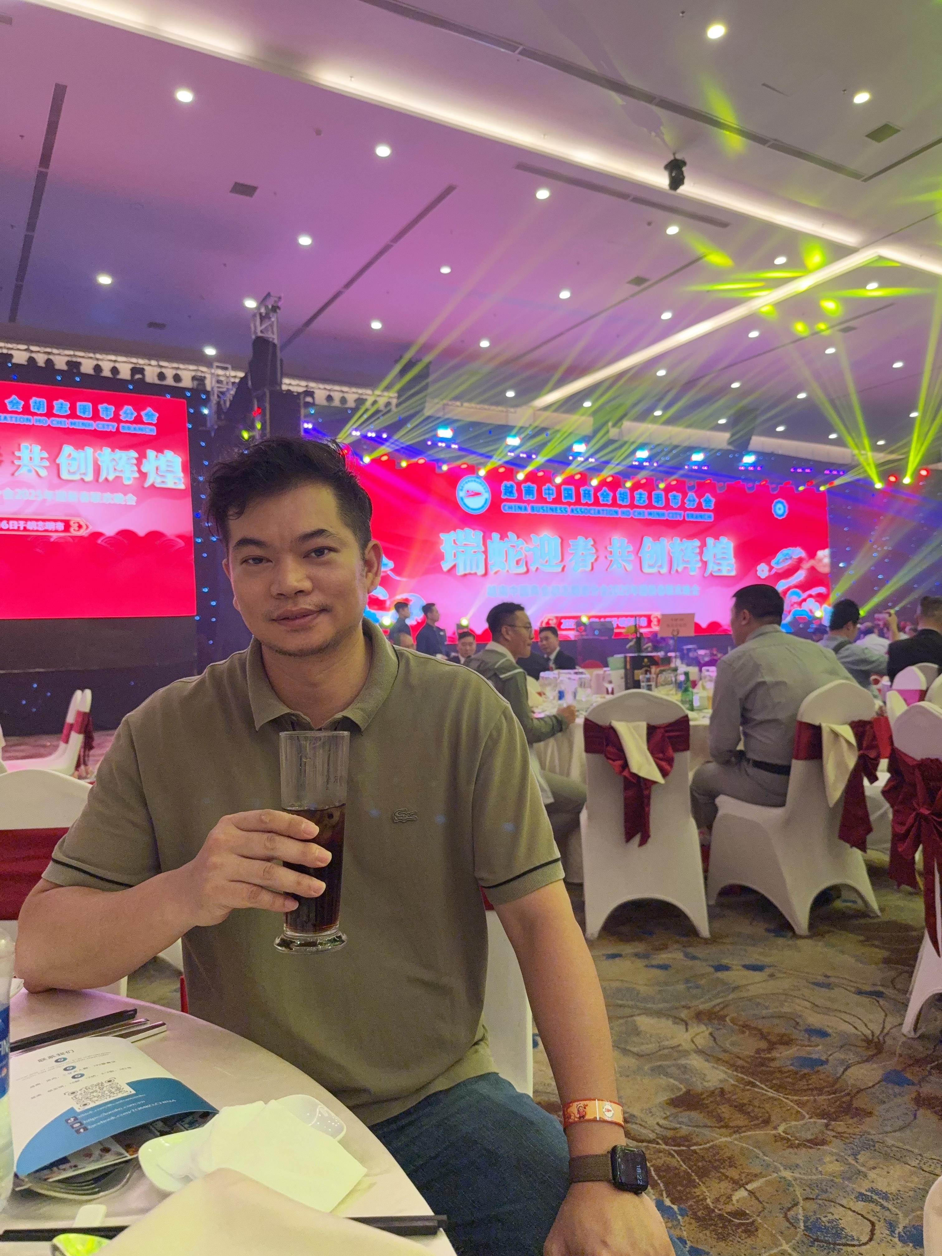 Chúc năm Tỵ làm ăn suôn sẻ